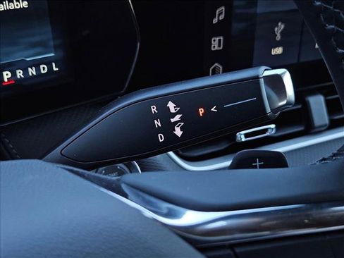 New 2026 Chevrolet Equinox LT image 17