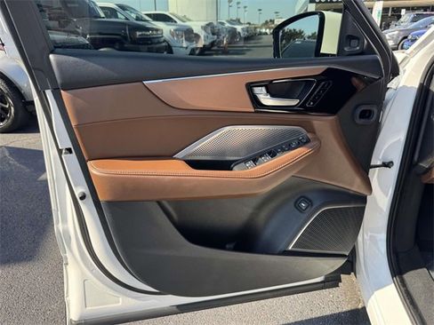 Used 2024 Acura MDX SH-AWD w/ Technology Package image 14