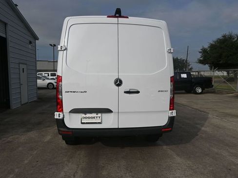 New 2025 Mercedes-Benz Sprinter 2500 image 10