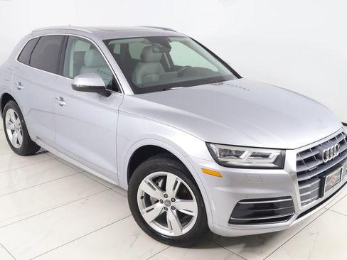 Used 2019 Audi Q5 2.0T Premium Plus w/ Premium Plus Package AWD/4WD image 18