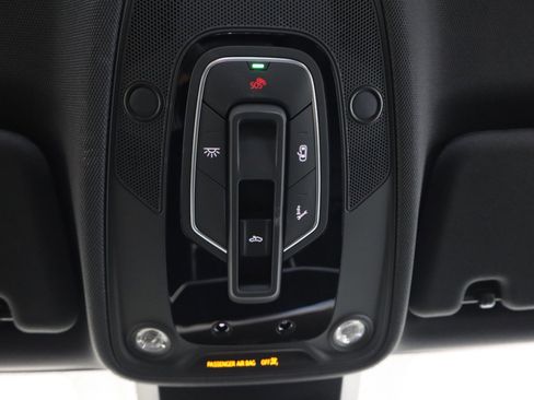 Used 2023 Audi A6 3.0T Premium w/ Convenience Package image 18