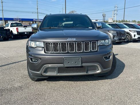 Used 2018 Jeep Grand Cherokee Limited image 5
