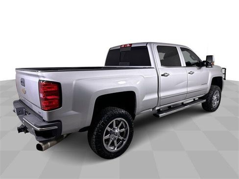 Used 2017 Chevrolet Silverado 2500 LTZ w/ Duramax Plus Package image 8