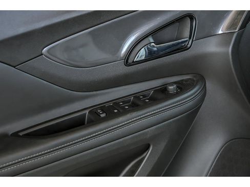 Used 2022 Buick Encore Preferred w/ Safety Package image 9