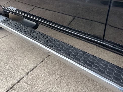 Used 2020 RAM 1500 Laramie image 10