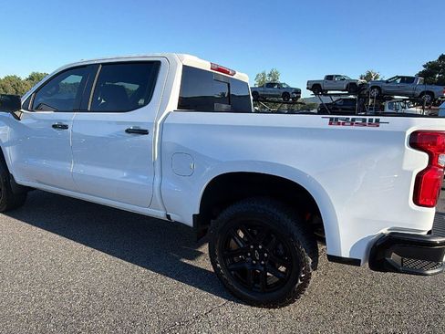 Used 2026 Chevrolet Silverado 1500 LT Trail Boss w/ LT Trail Boss Premium Package AWD/4WD image 9