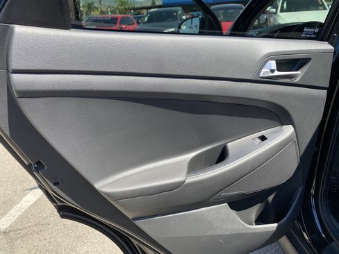 Used 2021 Hyundai Tucson SE image 14