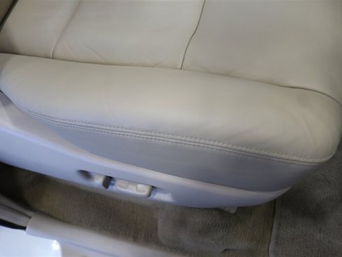 Used 1999 Toyota Land Cruiser AWD/4WD image 71