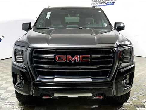 Used 2023 GMC Yukon AT4 w/ AT4 Premium Plus Package image 2