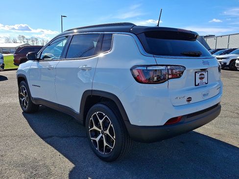 New 2026 Jeep Compass Limited w/ Mopar All Weather Package image 3