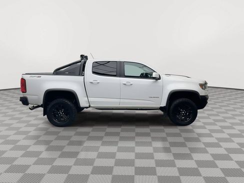 Certified 2019 Chevrolet Colorado ZR2 w/ ZR2 Dusk Special Edition AWD/4WD image 38