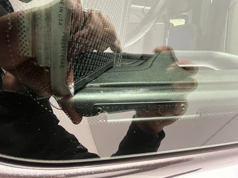 Used 2018 Jeep Wrangler Unlimited Sahara image 28