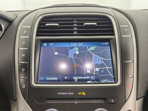 Used 2019 Lincoln Nautilus Reserve image 32