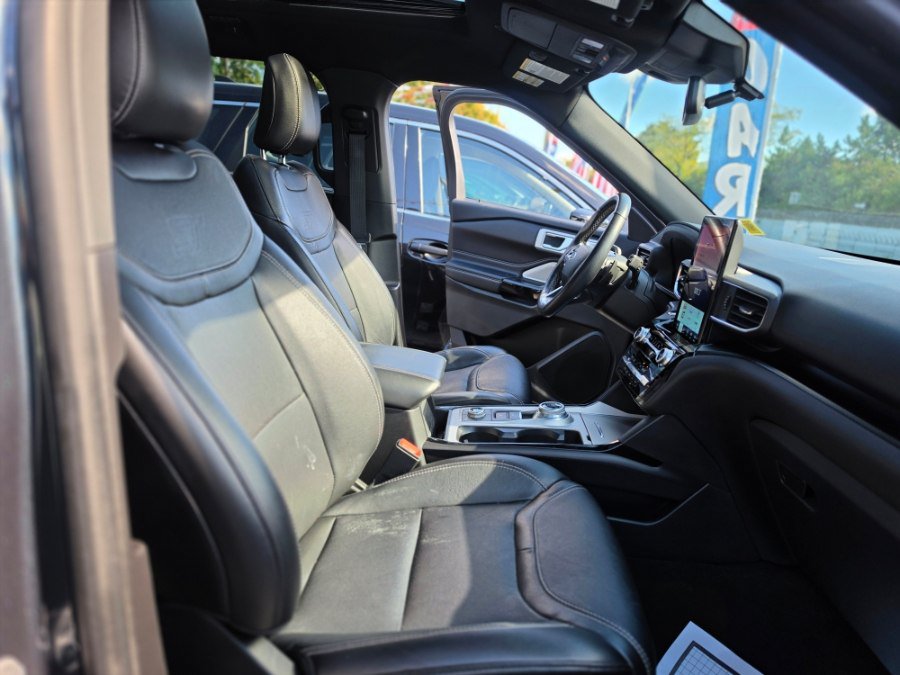 Used 2023 Ford Explorer ST AWD/4WD image 37