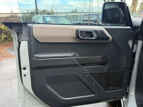 Used 2024 Ford Bronco Wildtrak image 25