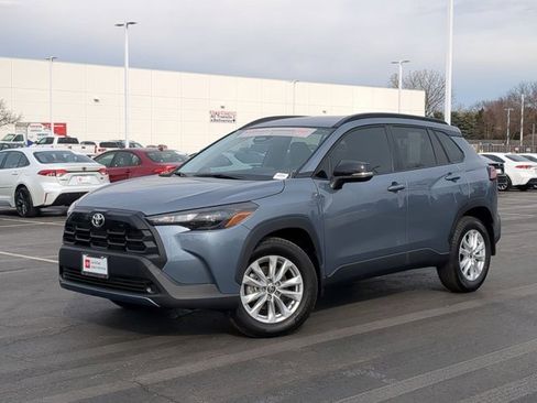 Certified 2026 Toyota Corolla Cross LE image 2