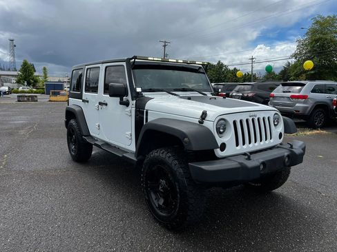 Used 2016 Jeep Wrangler Unlimited Sport w/ Quick Order Package 24S AWD/4WD image 1
