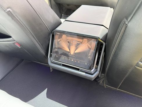 Used 2024 Tesla Cybertruck AWD Crew Cab image 26
