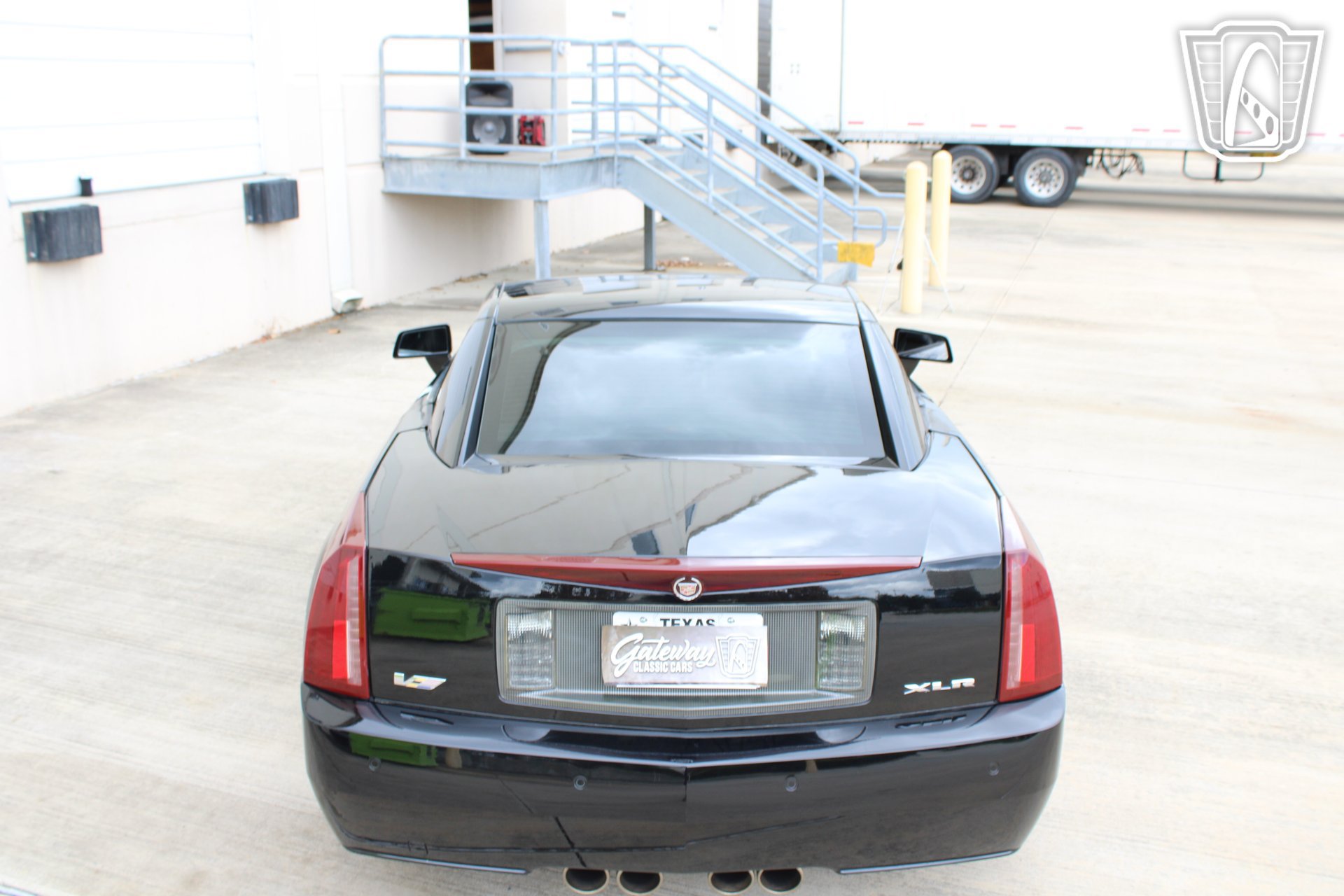 Used 2006 Cadillac XLR V RWD image 33