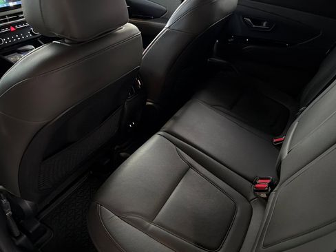 Certified 2025 Hyundai Santa Cruz Limited image 16