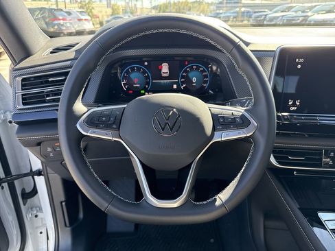 New 2026 Volkswagen Atlas Cross Sport SEL AWD/4WD image 14