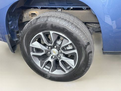 Used 2024 Chevrolet Silverado 1500 LT AWD/4WD image 11