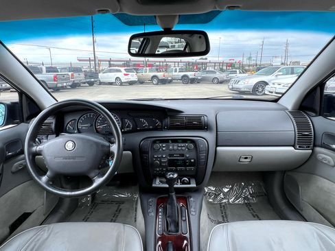 Used 1997 Cadillac Catera image 51