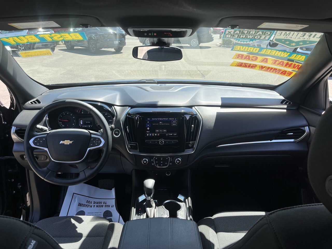 Used 2023 Chevrolet Traverse LT w/ LPO, Cargo Package AWD/4WD image 18