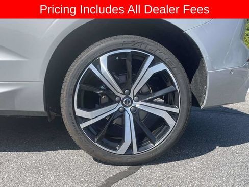 Used 2023 Volvo XC60 B5 Ultimate w/ Climate Package AWD/4WD image 9