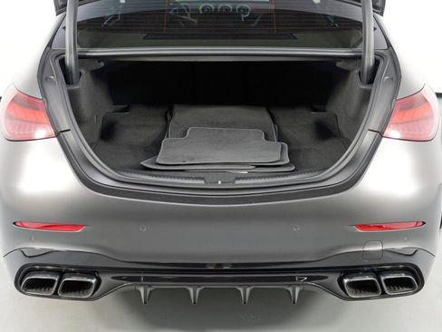 Used 2025 Mercedes-Benz C 36 AMG S image 10