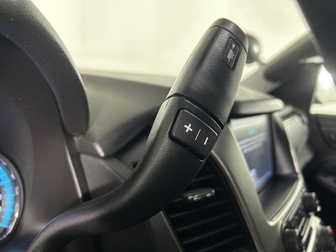 Used 2019 Chevrolet Tahoe 2WD image 17