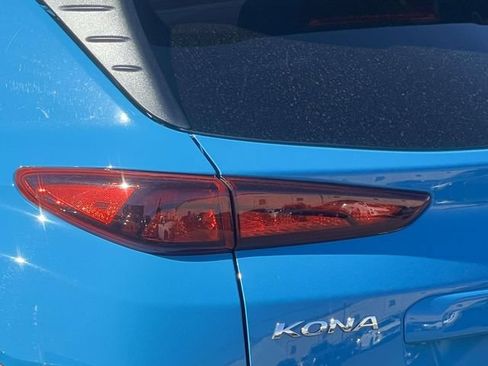 Used 2023 Hyundai Kona SEL w/ Cargo Package AWD/4WD image 8