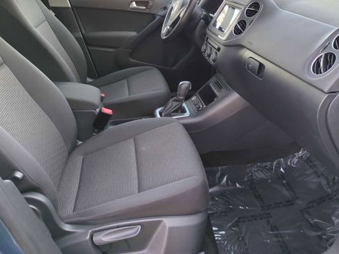 Used 2017 Volkswagen Tiguan Limited image 20