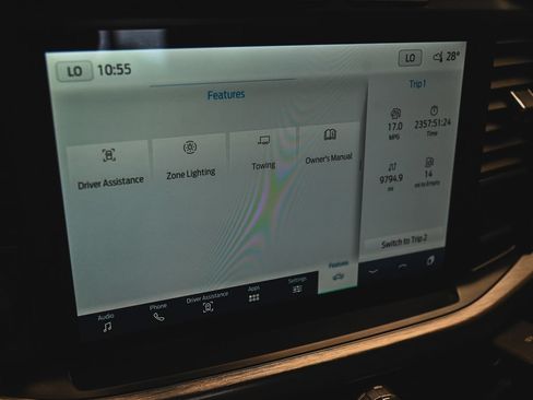 Used 2022 Ford F150 Lariat AWD/4WD image 19