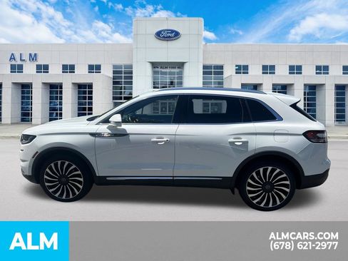 Used 2023 Lincoln Nautilus Black Label w/ Class II Trailer Tow Package image 10