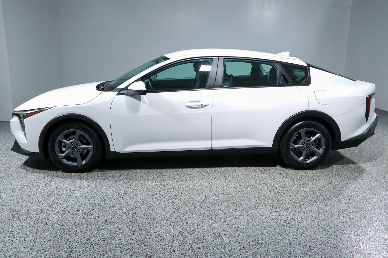 Used 2025 Kia K4 FWD image 10