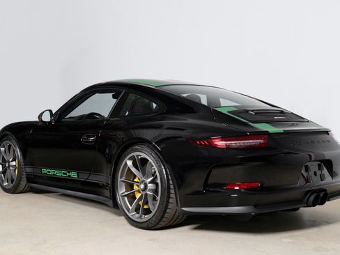 Used 2016 Porsche 911 R image 10