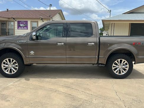 Used 2015 Ford F150 King Ranch w/ Equipment Group 601A Luxury AWD/4WD image 2