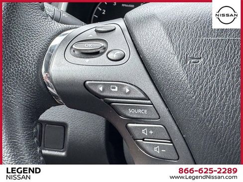 Used 2023 Nissan Murano SV image 18