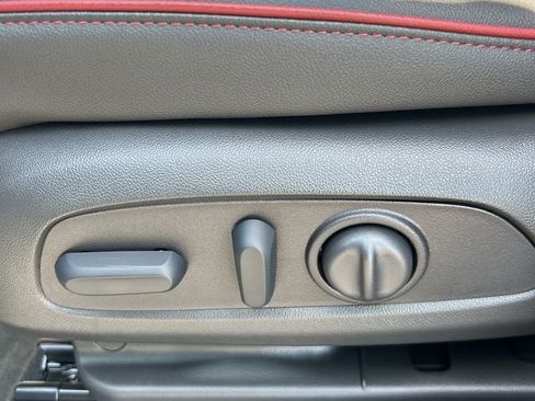 New 2026 Chevrolet TrailBlazer RS w/ Convenience Package image 32