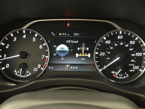 Certified 2025 Nissan Frontier SV w/ SV Convenience Package RWD image 18