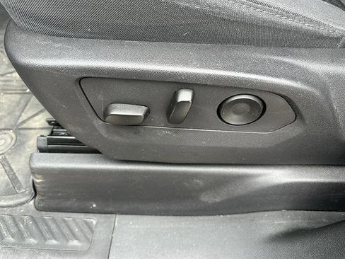 Certified 2024 Chevrolet Silverado 1500 Custom AWD/4WD image 36