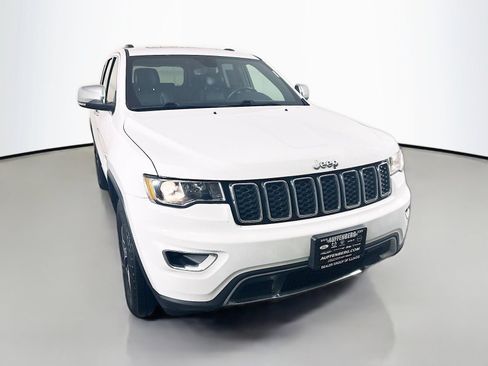 Used 2021 Jeep Grand Cherokee Limited AWD/4WD image 1