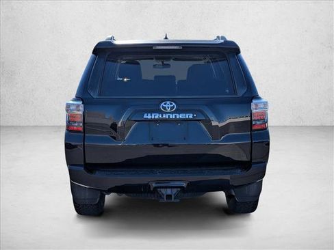 Used 2016 Toyota 4Runner SR5 Premium image 6