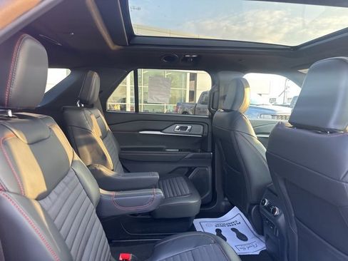 New 2026 Ford Explorer ST-Line image 15