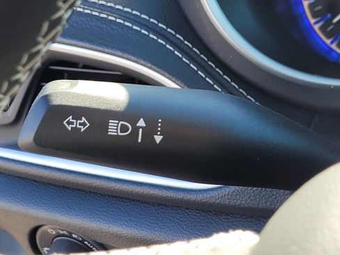 New 2026 Chrysler Pacifica Select image 25