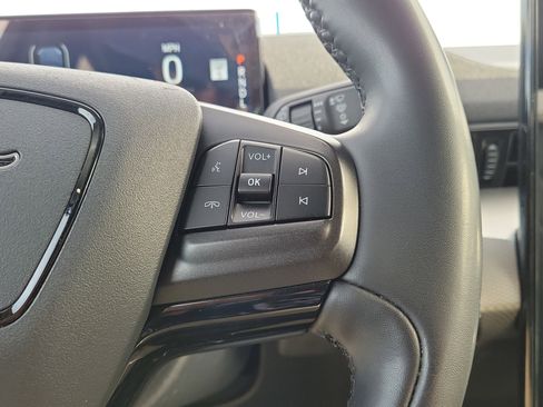 Used 2021 Ford Mustang Mach-E Select image 14