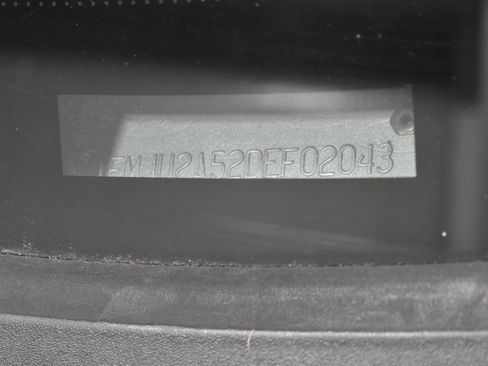 Used 2013 Ford Expedition Limited image 30