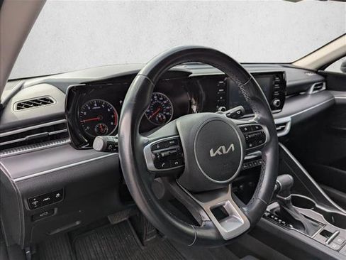 Used 2022 Kia K5 LXS image 12