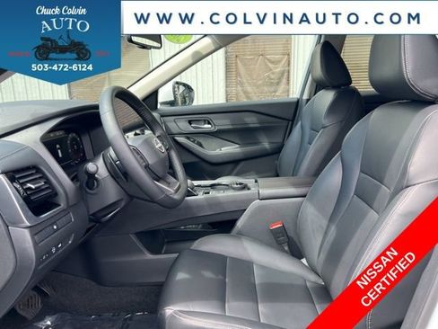 Certified 2026 Nissan Rogue SL AWD/4WD image 15